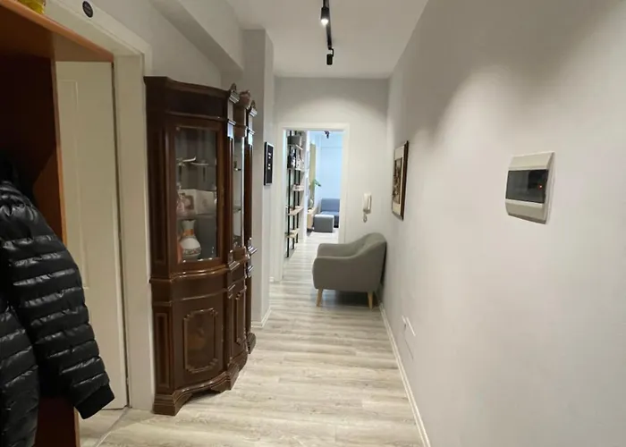 Via Albania - Zogu I Boulevard Tirana